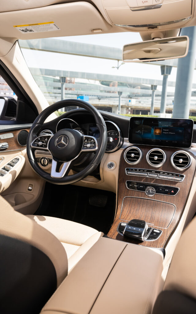 Mercedes C300 interior