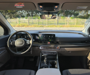 Kia Carnival Black interior